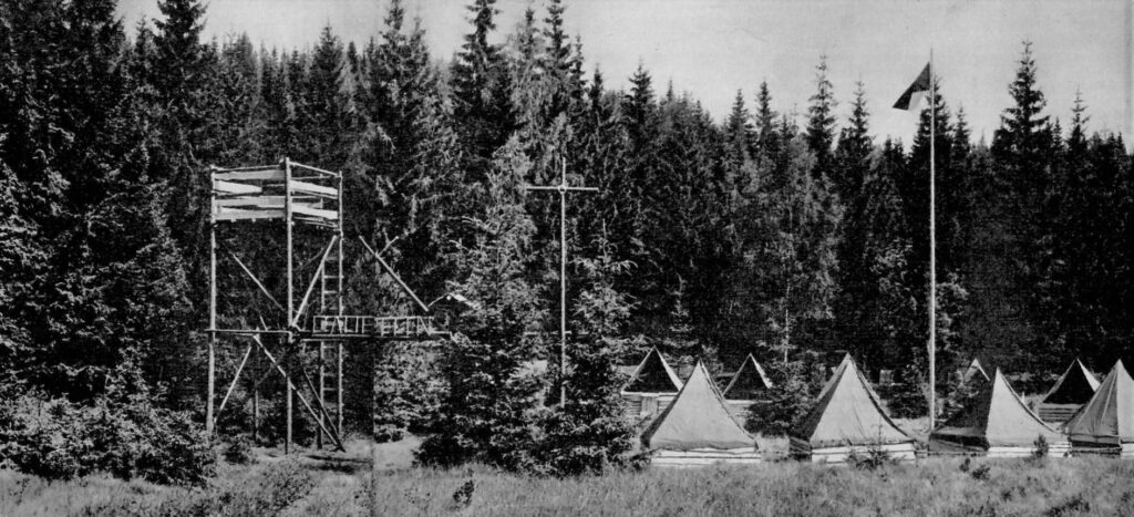 Letní tábor vlčat z Dauphinu na Šumavě, 1968. Časopis Junák 3-4/1968